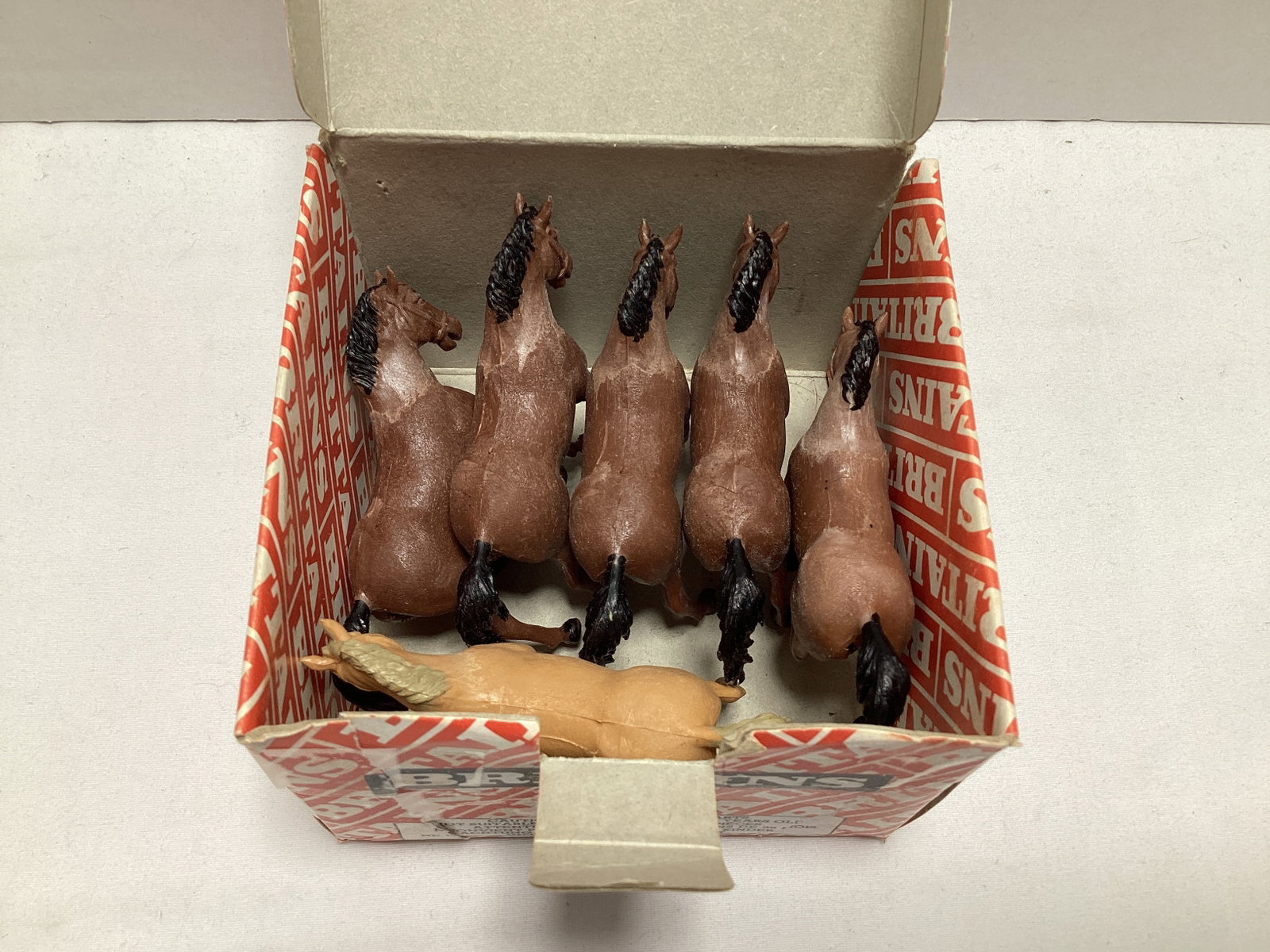Britains Horse Model Figures - 2