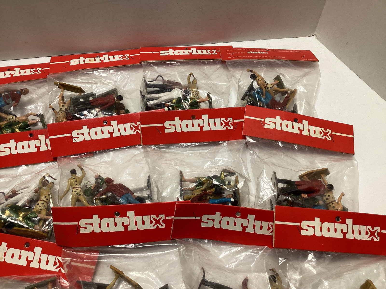 Starlux Model Figure Sets - 4