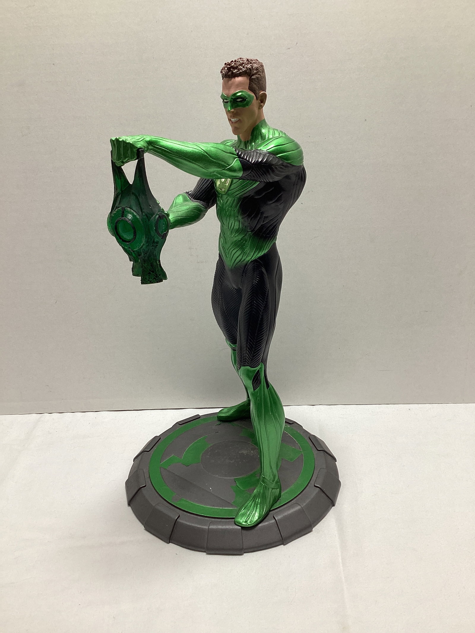 DC Direct Green Lantern Hal Jordan Maquette Statue (1 of 6)