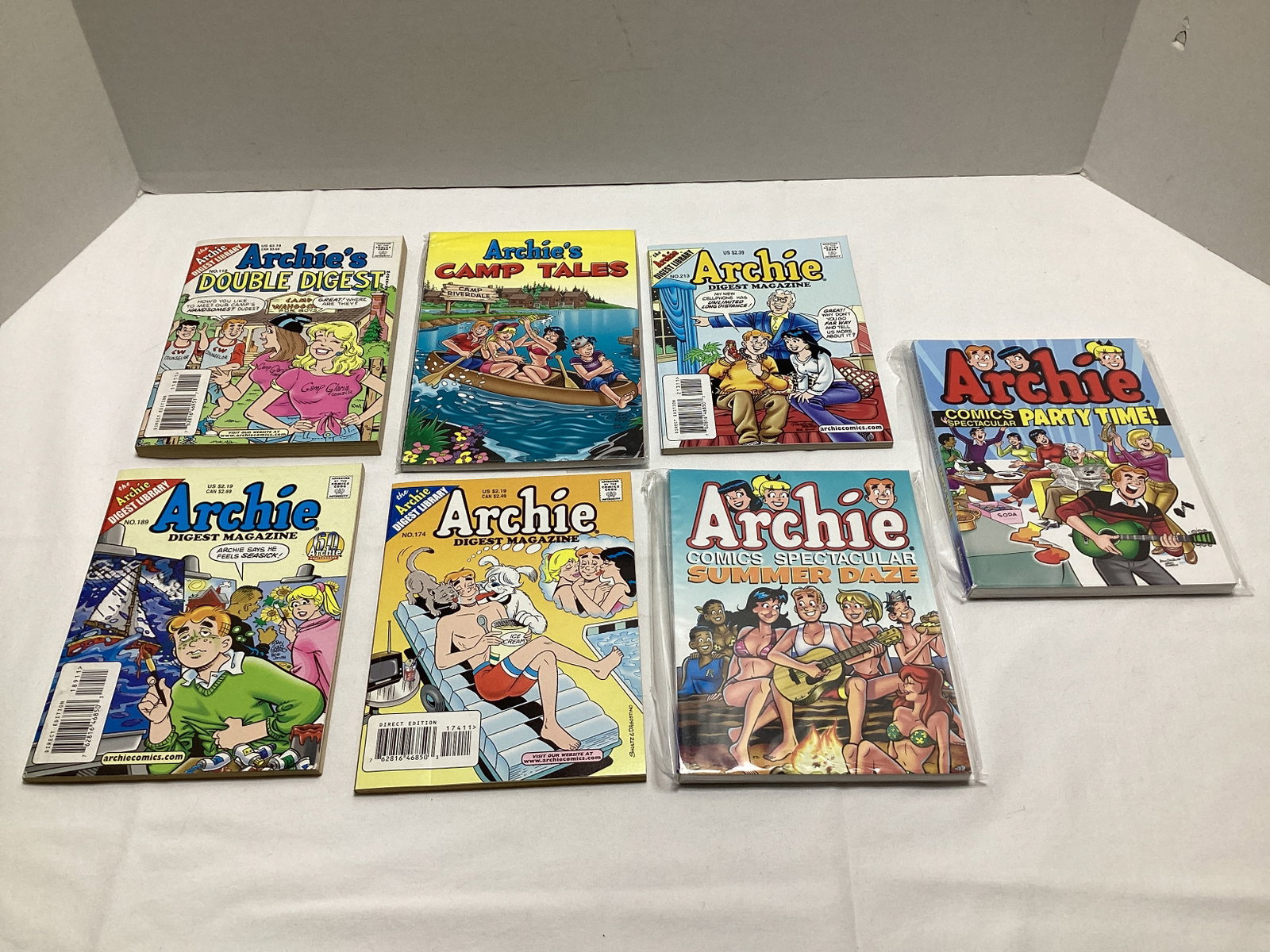 Archie Digest Magazines: .