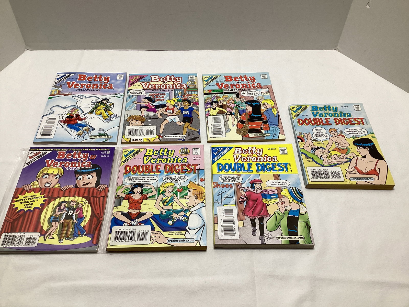 Seven Archie Betty and Veronica Digest Magazines: .