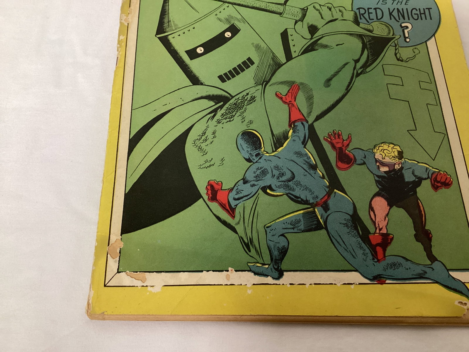 Blue Beetle 18 Comic Book - 4