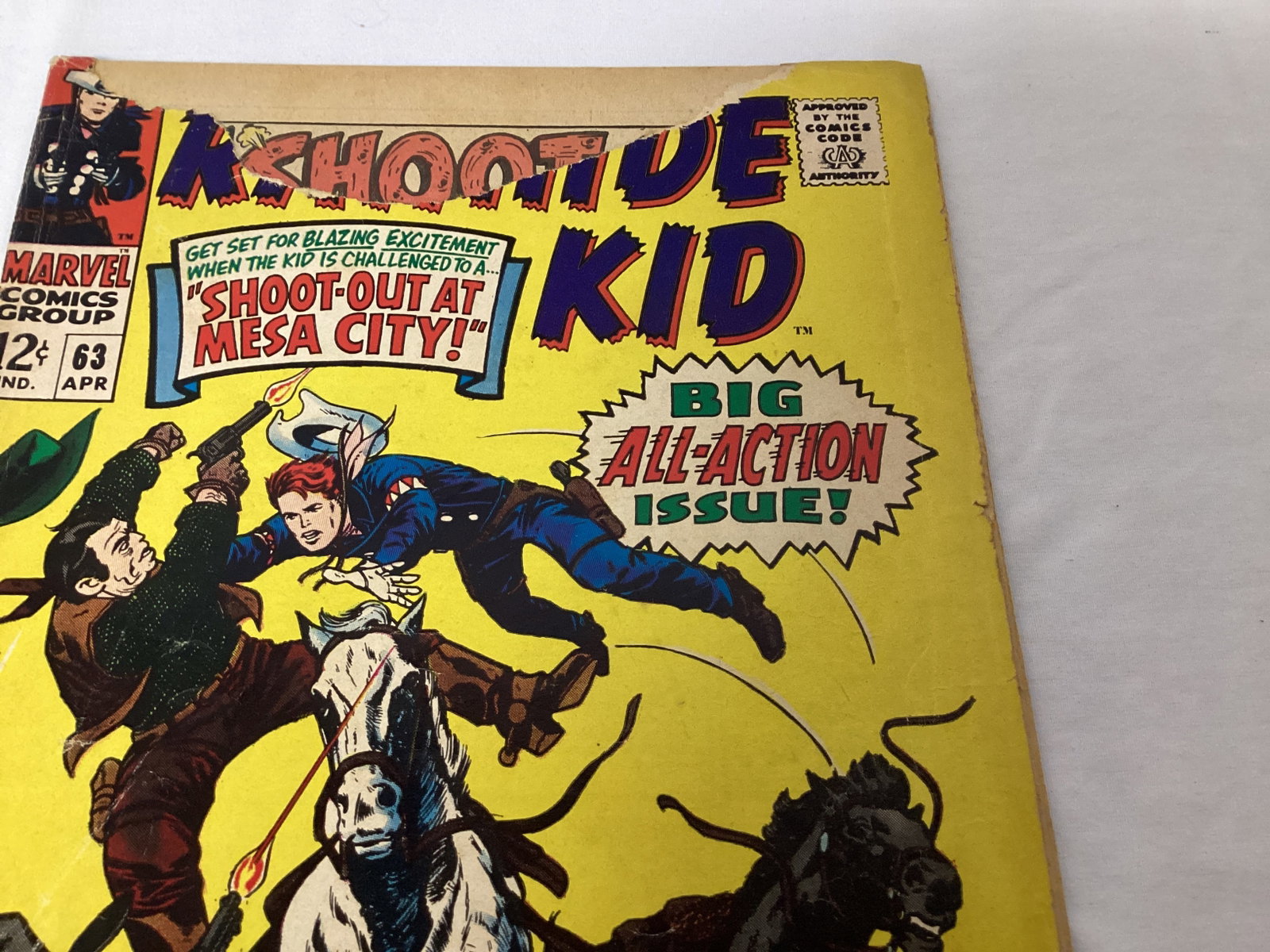Rawhide Kid 63 Marvel Comic Book - 3