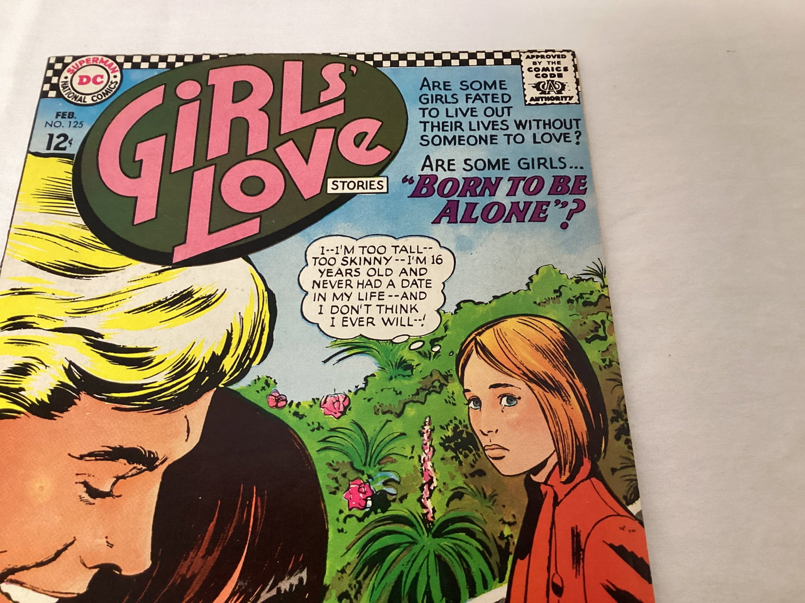 Girls Love Stories 125 DC Comic Book - 3
