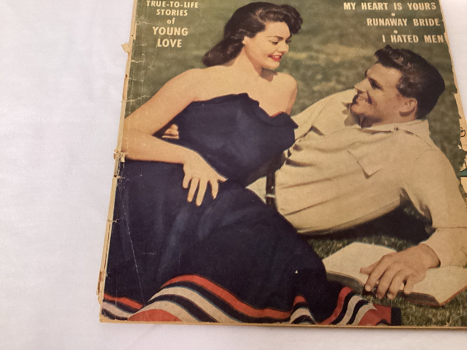 Intimate Love 13 Standard Comic Book - 4