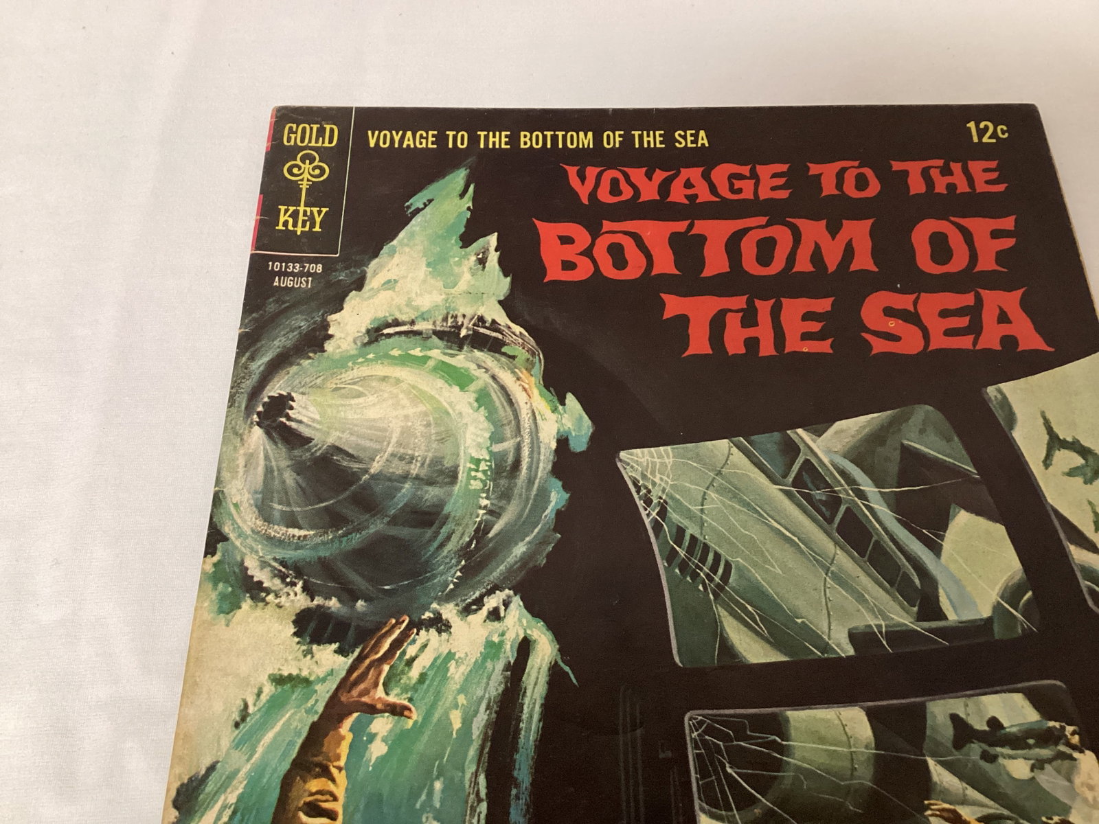 Voyage to the Bottom of the Sea 9 Gold Key Comic Book - 2
