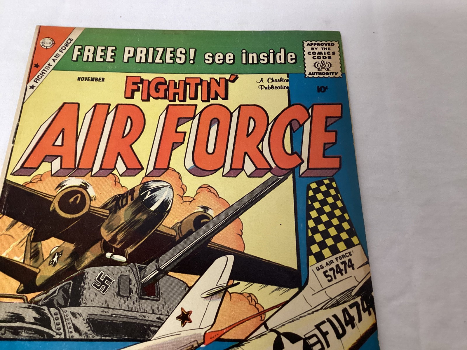 Fightin' Airforce 18 Charlton Comic Book - 3