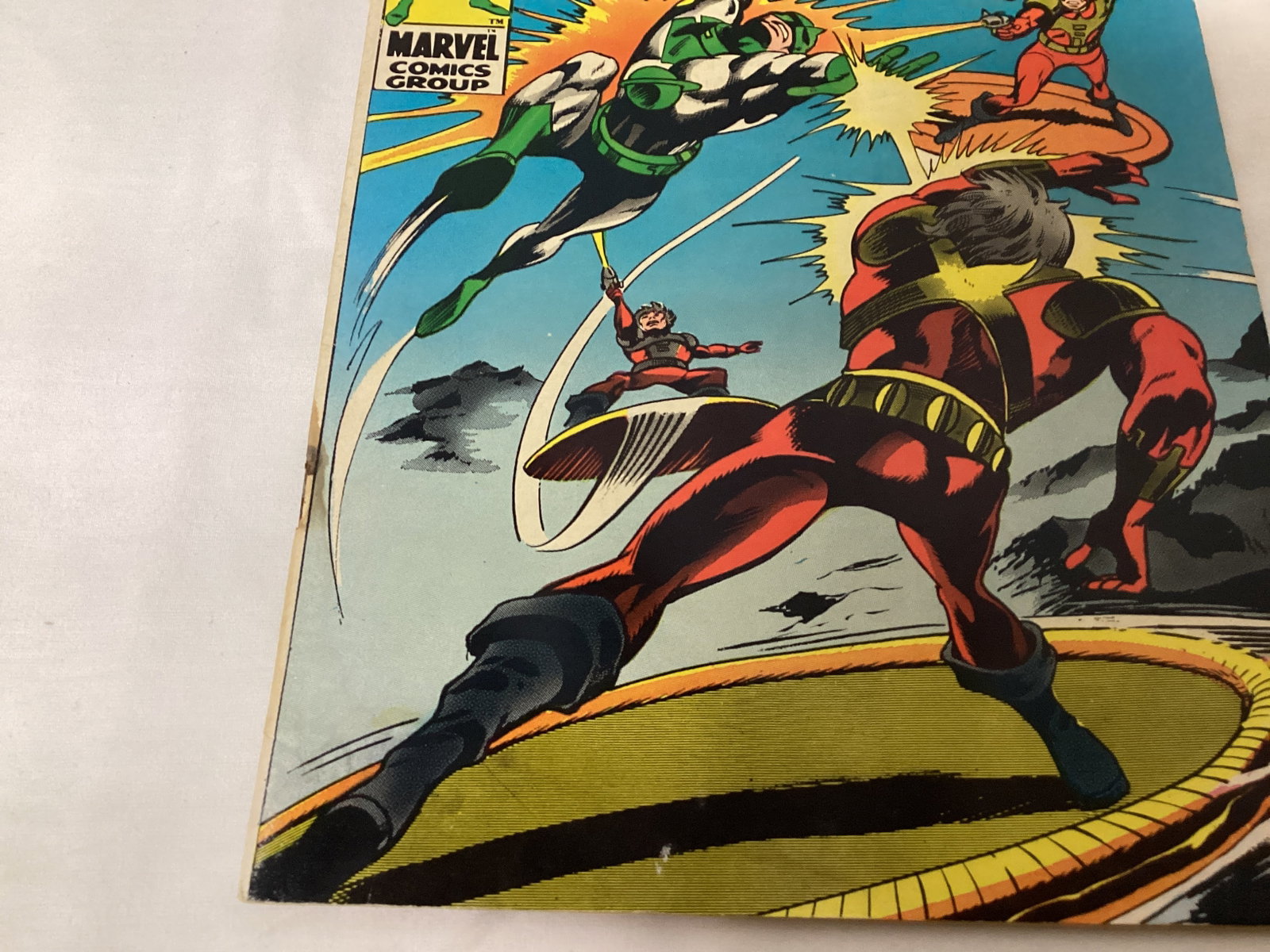 Captain Marvel 9 Marvel Comic Book - 4