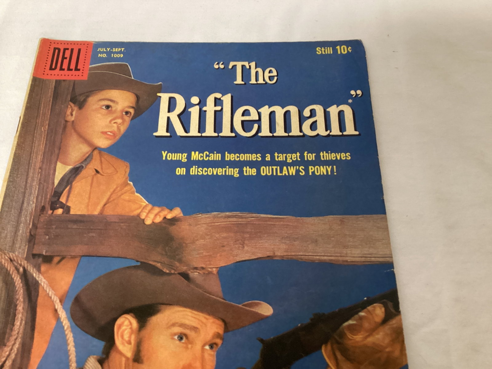 Four Color 1009 Dell the Rifleman Comic Book - 3