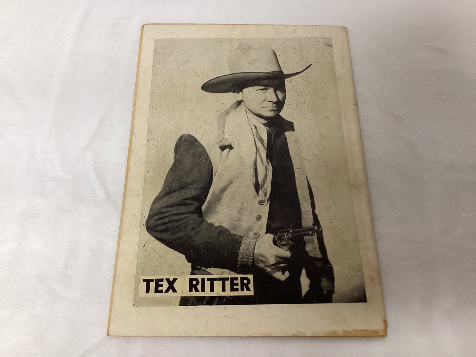 Tex Ritter Western 24 Charlton Comic Book - 8