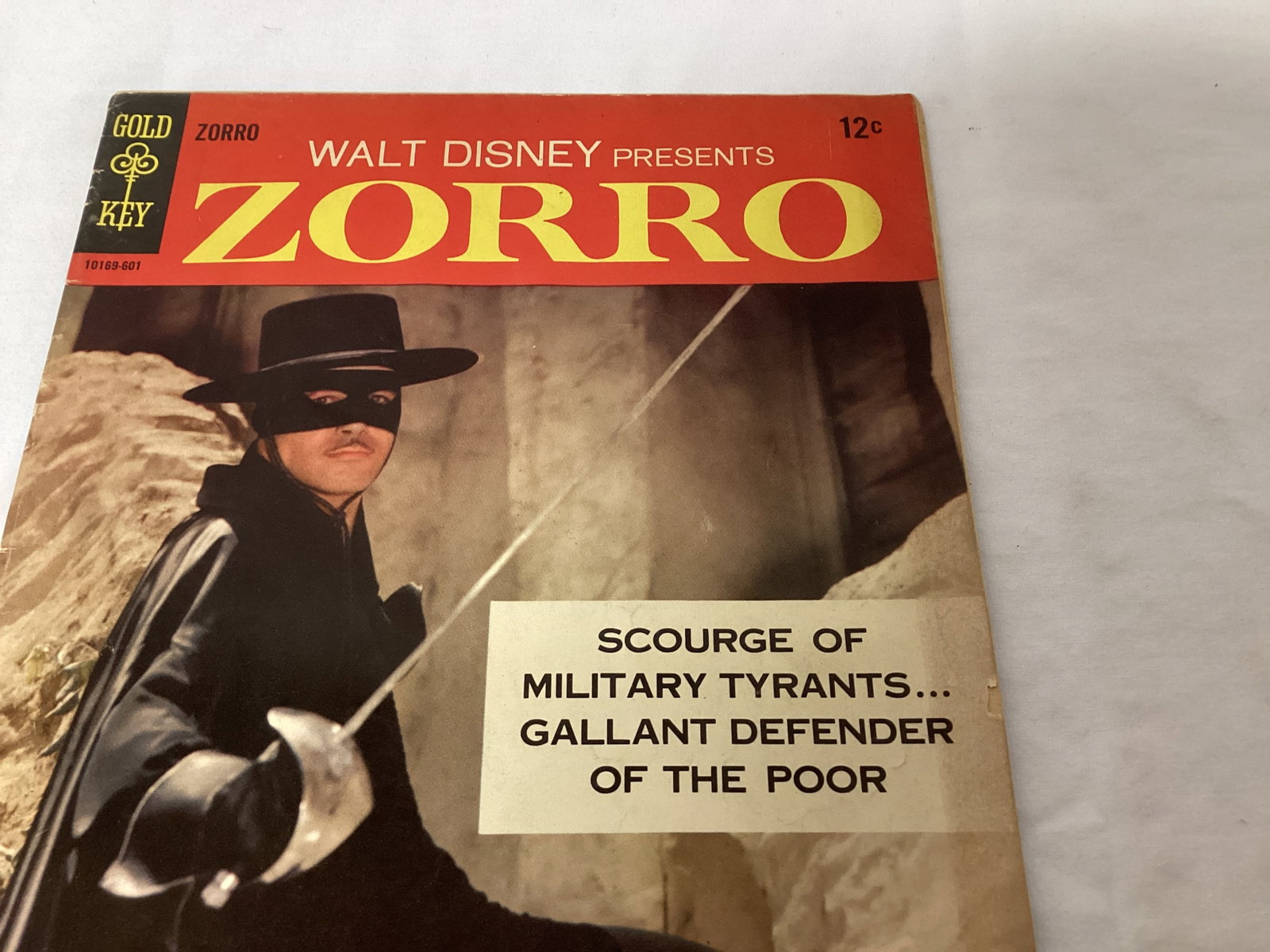 Walt Disney Presents Zorro 1 Gold Key Comic Book - 3
