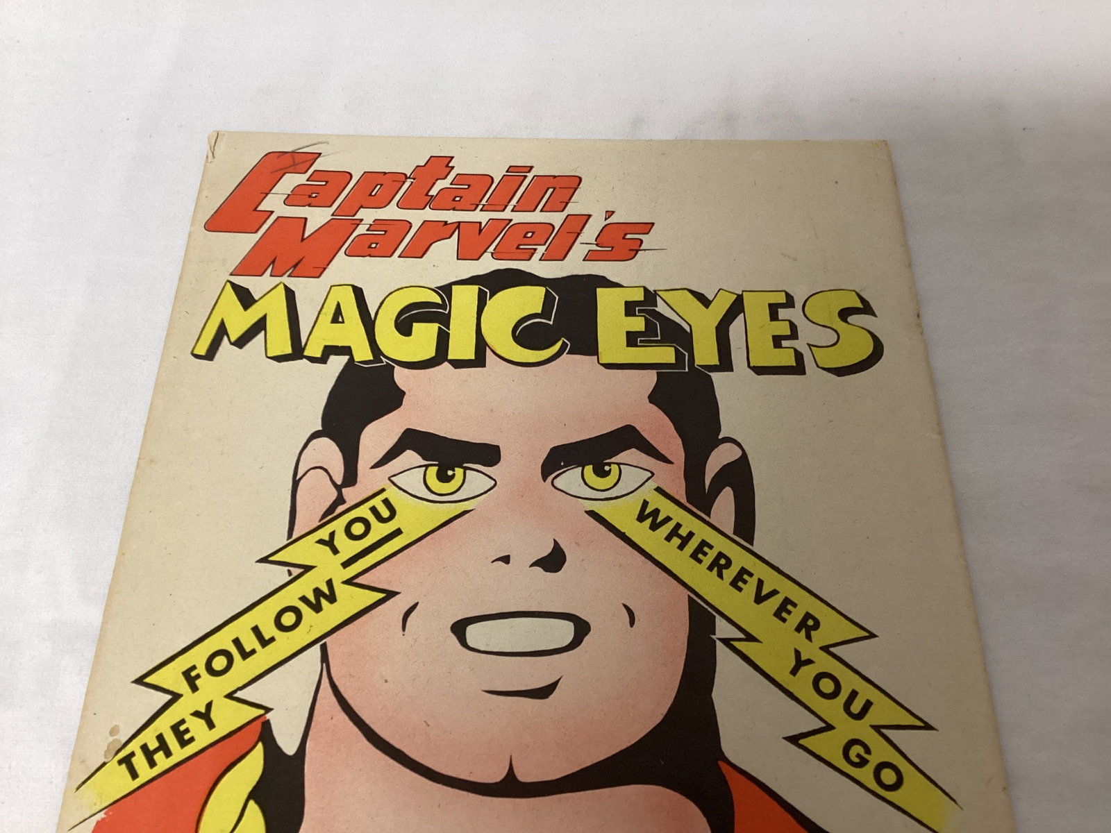 Captain Marvel's Magic Eyes Toy - 2