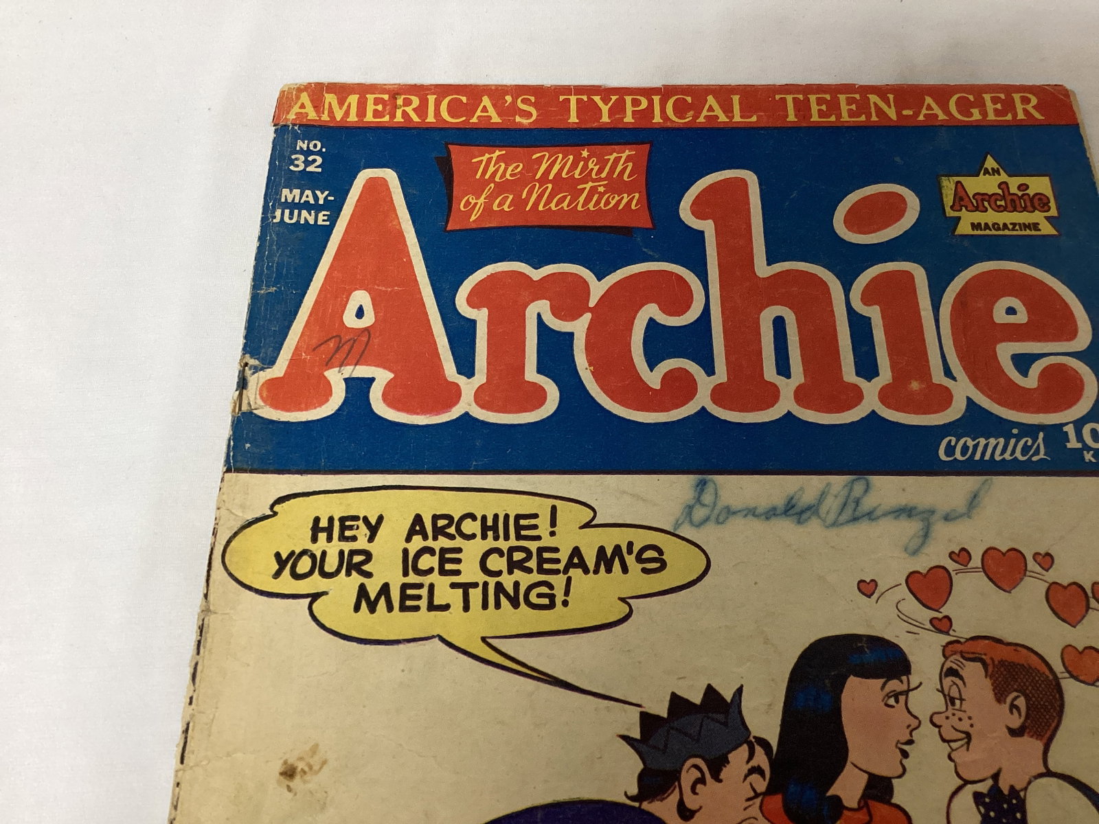 Archie 32 Comic Book - 2