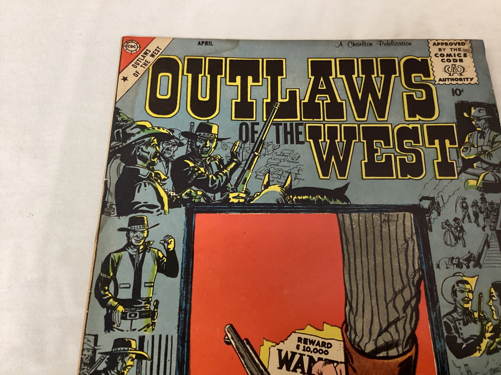 Outlaws of the West 19 Charlton Comic Book - 2