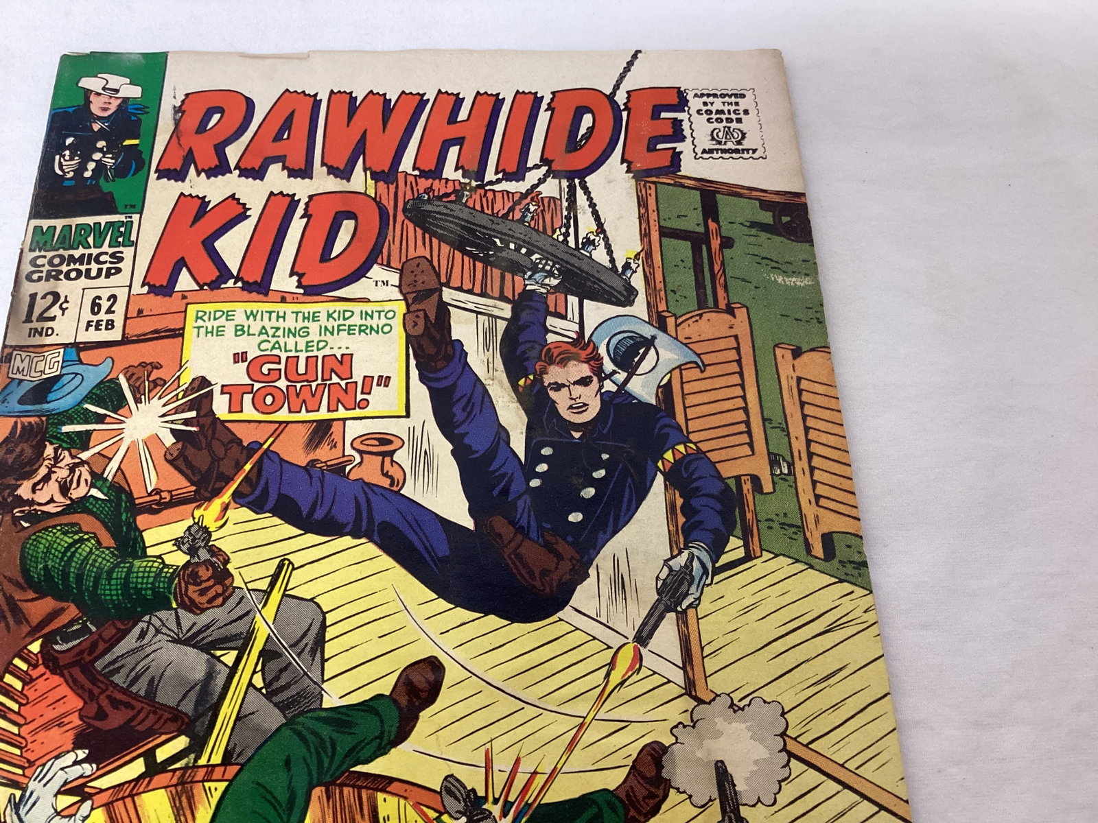 Rawhide Kid 62 Marvel Comic Book - 3