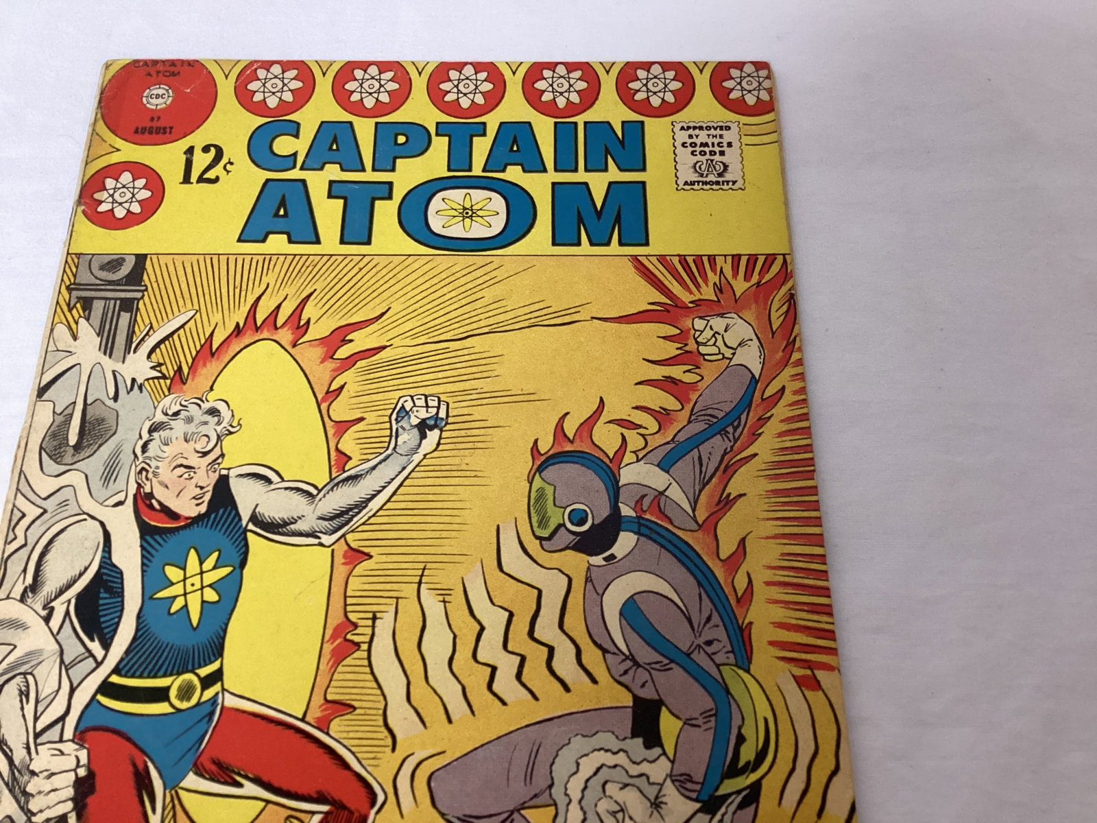 Captain Atom 87 Charlton Comic Book - 3