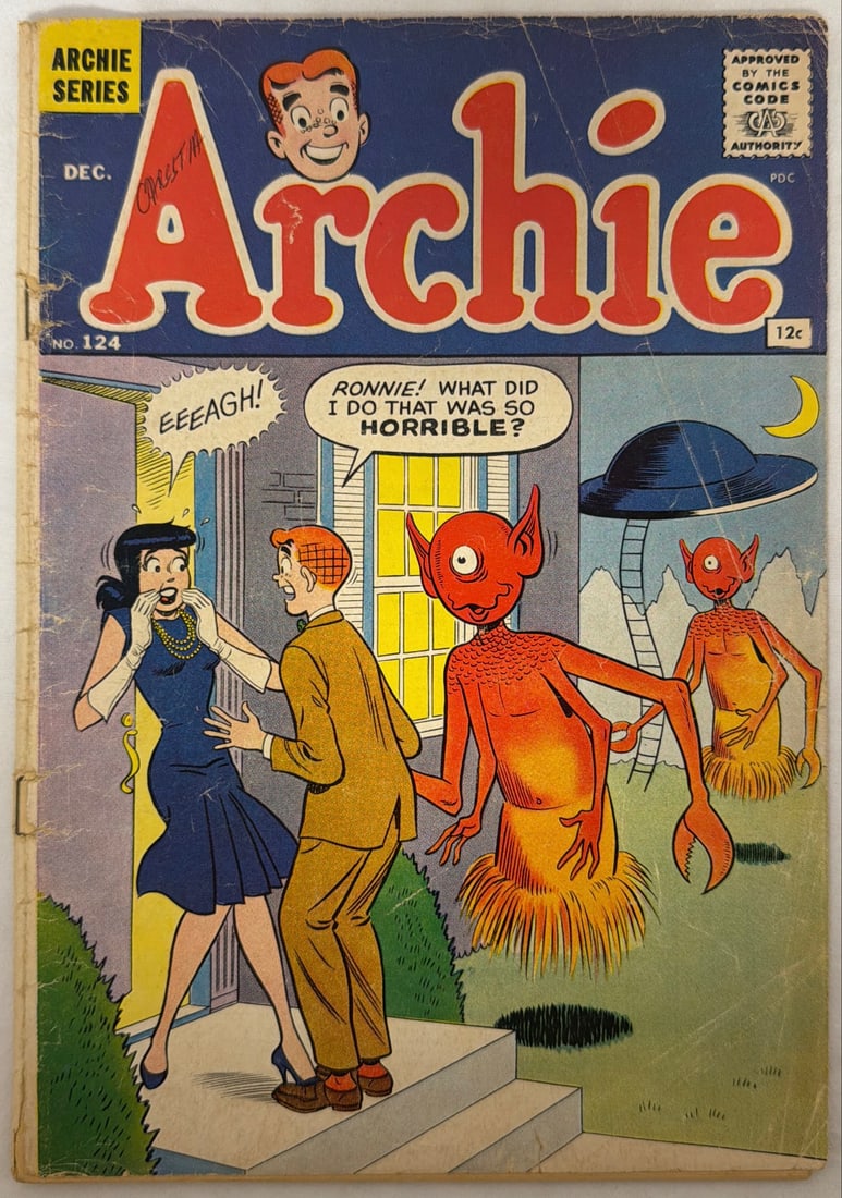 Archie 124 Comic Book: 1961, cover detached at bottom staple, please preview and see all photos for condition