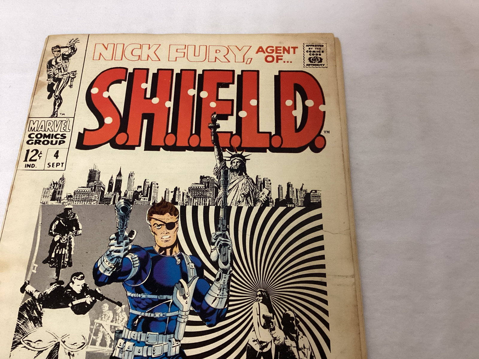 Nick Fury, Agent of Shield 4 Marvel Comic Book - 3