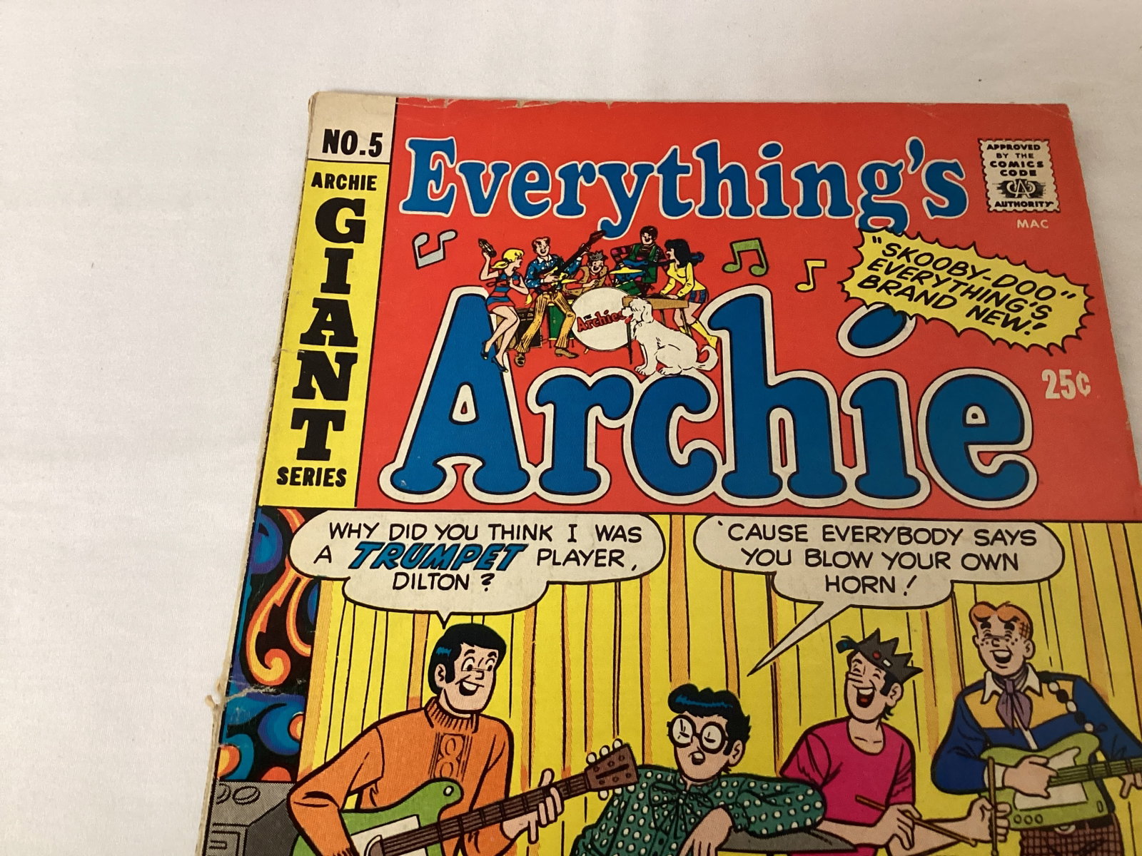 Everything's Archie 5 Comic Book - 2