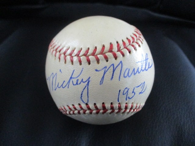 Mickey Mantle Single signed 1952 OAL William Harridge Baseball (1 of 2)