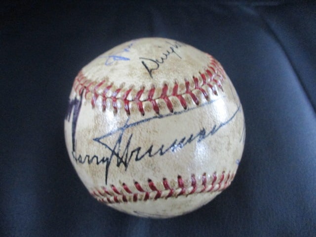 13 U.S. Presidents Signed ONL Ford Frick Stamped Baseball Truman to Trump (1 of 5)