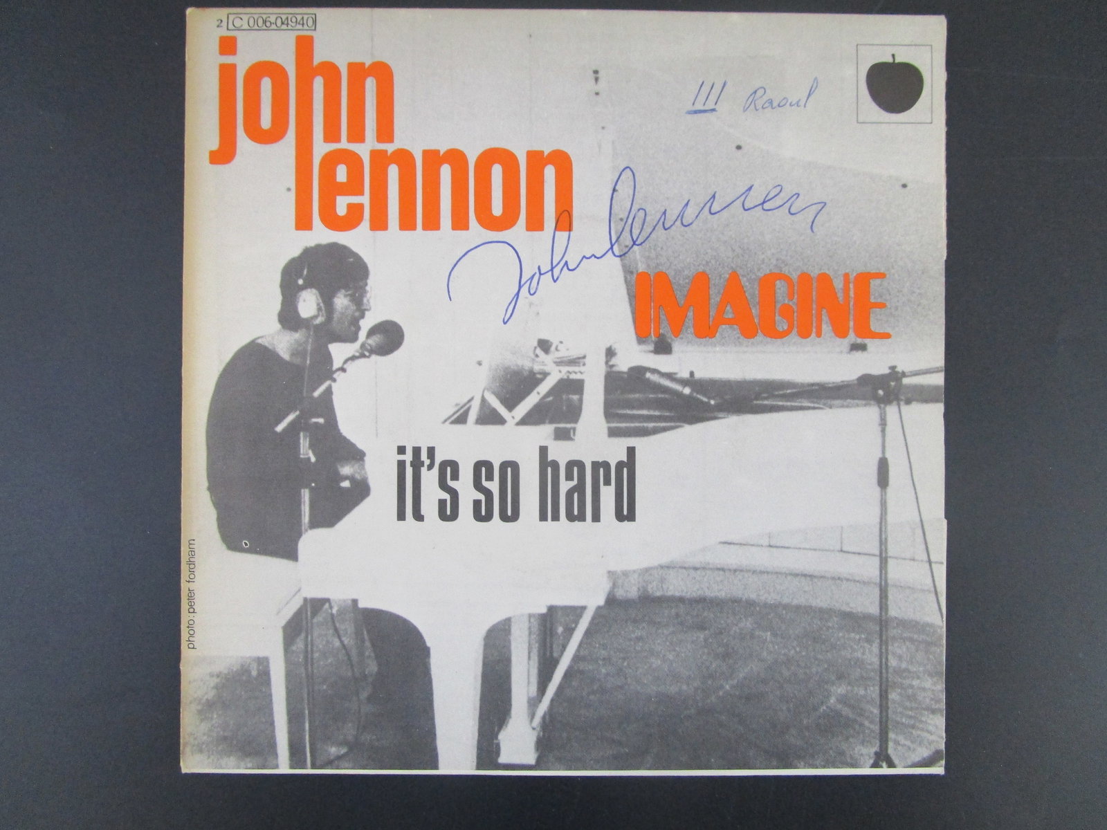 John Lennon Signed "Imagine" 45 RPM Record with Certificate: "Enjoy FREE shipping on all items in this auction!"John Lennon Signed "Imagine" 45 RPM Record with Certificate .A rare and iconic collectible, this 45 RPM vinyl record of John Lennon's timeless anthem