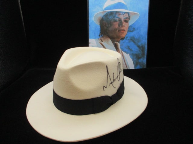Michael Jackson Signed Fedora Hat with Certificate of Authenticity (1 of 6)