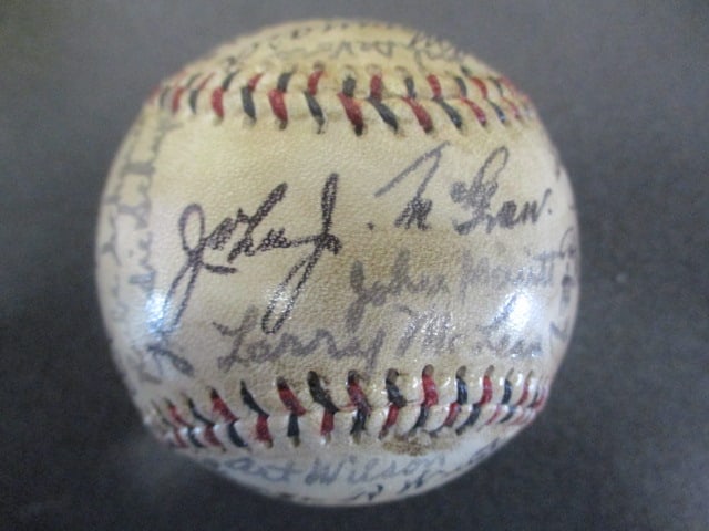 1913 New York Giants Team-Signed Baseball – With Certificate (1 of 6)