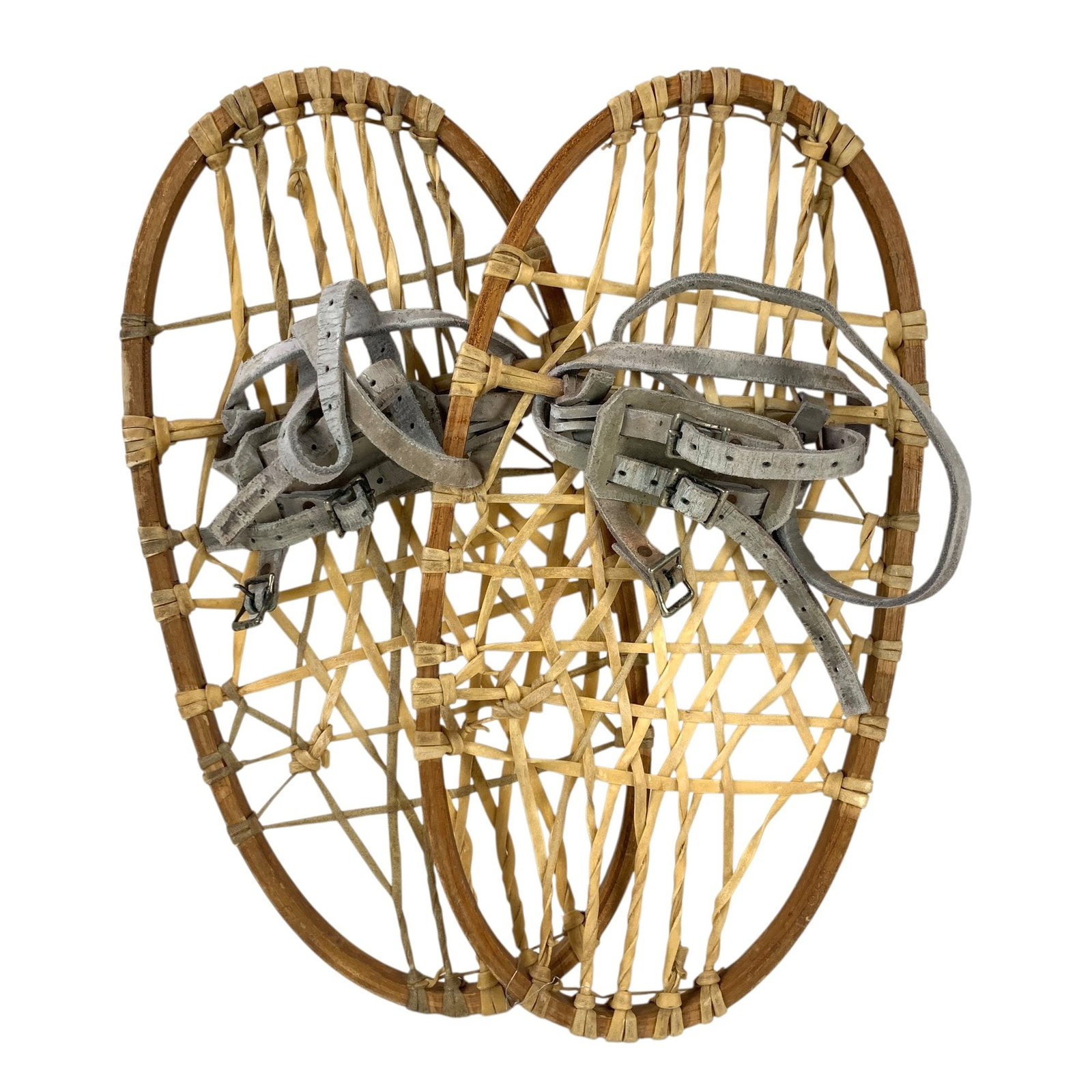 1940s C.A. Lund Wood & Rawhide Leather WWII Military Snowshoes 10.5 X 21 - #S4-2: Appear to be in good condition with wear commensurate with age, usage. 21"H x 10-1/2"W x 1"D LOCAL PICK-UP: SATURDAY, JULY 12TH FROM 10AM-4PM. LOCATION: 35 MECHANIC STREET, AMENIA, NY 12501 INVOICES M