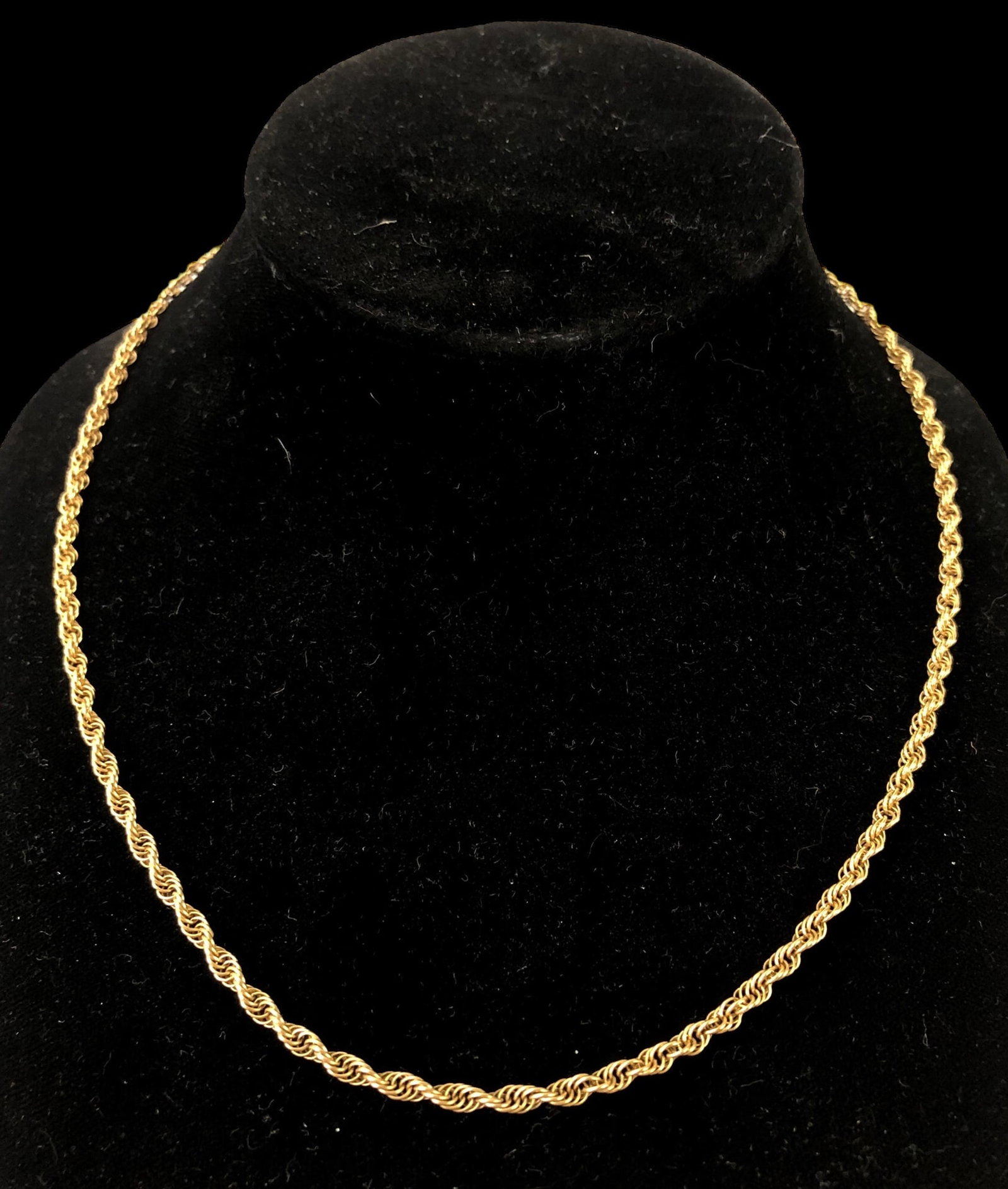 14K Yellow Gold Rope Chain Necklace - #JC-B: Hallmarked with a bell and stamped 14K on the clasp. Total Weight: 8.8 grams. Length: 18 inches 3"H x 8"W x 4"D LOCAL PICK-UP: SATURDAY, JULY 12TH FROM 10AM-4PM. LOCATION: 35 MECHANIC STREET, AMENIA, 