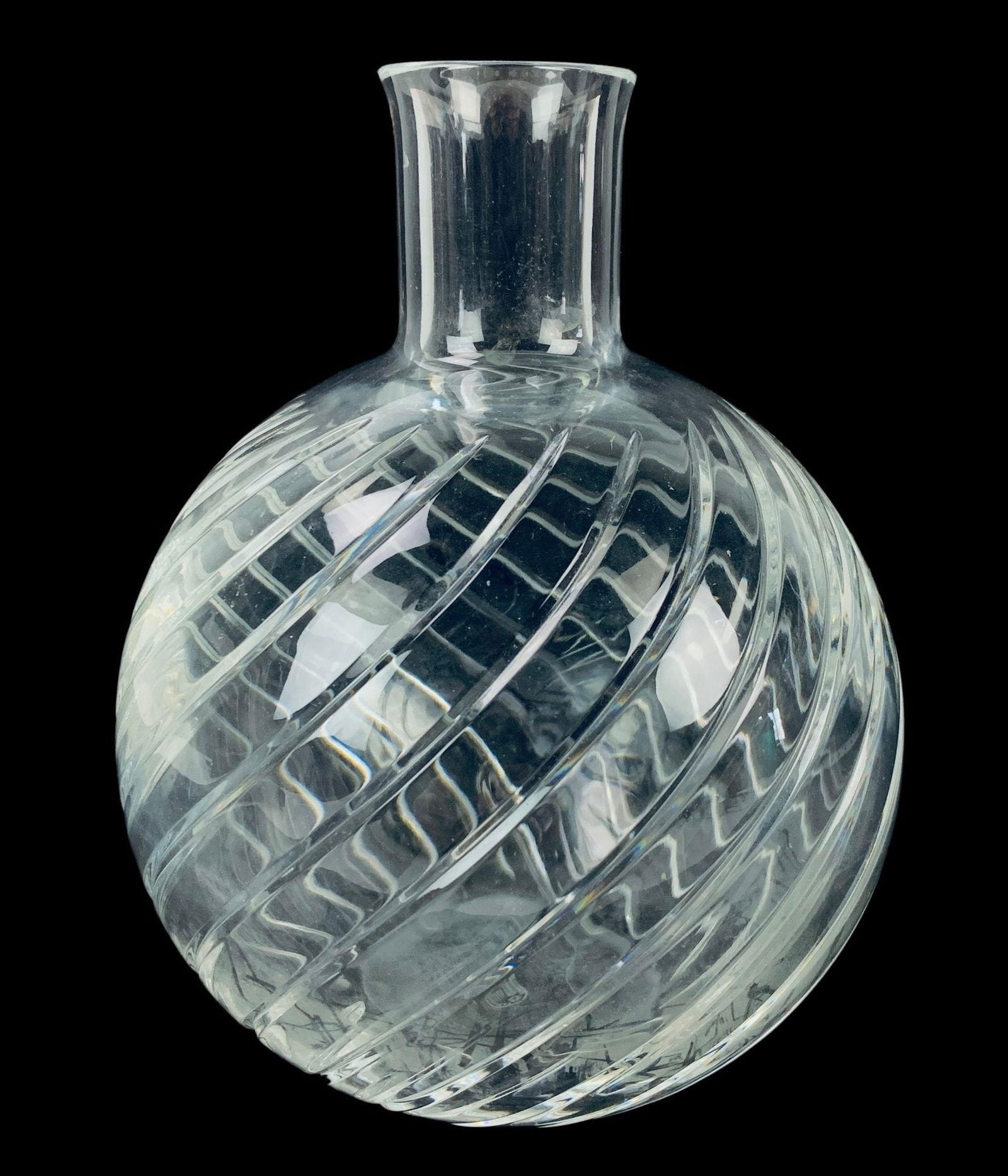 Baccarat For Tiffany & Co. Crystal Cyclades Swirl Bud Vase - #FS-7: Maker's mark on the underside. Condition: fleabite on the rim, and light film on the interior. Made in France. Measures: 7-1/4"H x 6"W LOCAL PICK-UP: SATURDAY, FEBRUARY 21ST FROM 11AM-3PM. LOCATION: 3