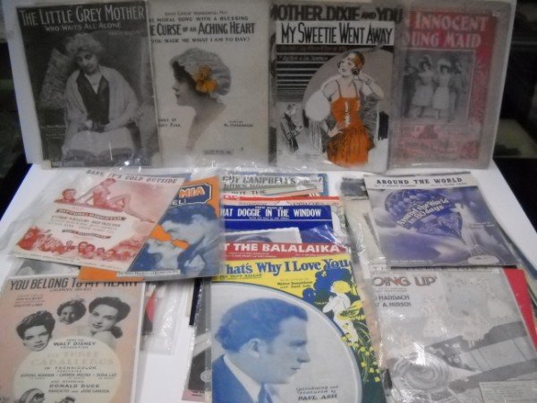 SHEET MUSIC: COLLECTION OF VARIOUS SHEET MUSIC. APPROX 52.