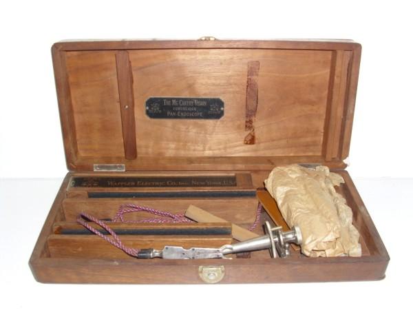 THE MCCARTHY VISION FOROBLIQUE PAN: THE MCCARTHY VISION FOROBLIQUE PAN-ENDOSCOPR BY WAPPER ELECTRIC CO. USED CONDITION. 14 INCHES X 6 INCHES