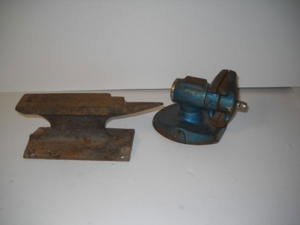 TOOLS: VICE GRIP; ANDIRON MARKED NO. 40. RUST; USED CONDITION. All property is sold "AS IS", "WHERE IS", and ALL SALES ARE FINAL. There are NO REFUNDS, NO EXCHANGES. ALL ARTWORK, PAINTINGS, ENGRAVINGS, LITHO
