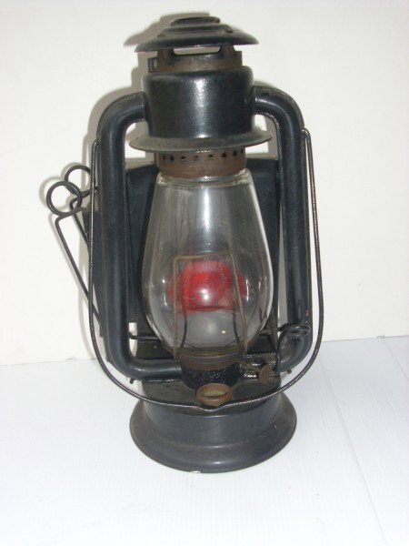 LANTERN: RAYO LANTERN. 12 1/2 INCHES HIGH X 7 1/2 INCHES WIDE. All property is sold "AS IS", "WHERE IS", and ALL SALES ARE FINAL. There are NO REFUNDS, NO EXCHANGES. ALL ARTWORK, PAINTINGS, ENGRAVINGS, LITHOGR
