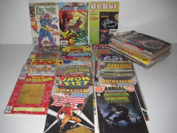 COMIC BOOKS: COMIC BOOKS INCLUDING FELIX THE CAT; BUGS BUNNY; THE PINK PANTHER. APPROX 18 OF MOBY DUCK; ROCKETEER; FANTASTIC FOUR; SPIDERMAN; RICHIE RICH; AVENGERS. USED CONDITION. All property is sold "AS IS", "W