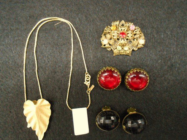 4 PIECES COSTUME JEWELRY: 4 PIECES COSTUME JEWELRY: 1 NECKLACE MARKED "MONET"; 2 PAIRS EARRINGS - 1 MARKED "MADE AUSTRIA"; 1 PIN/BROOCH MARKED "MADE IN CZECHOLSLOVAKIA".
