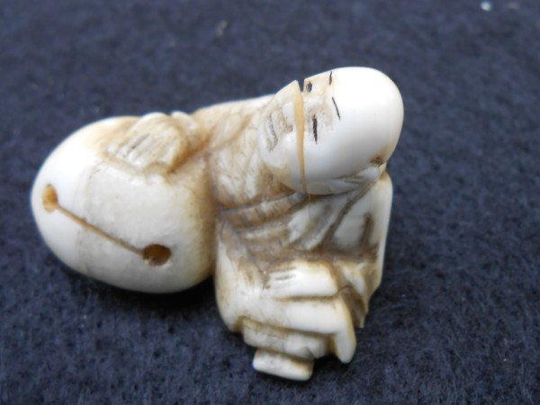 NETSUKE - 4