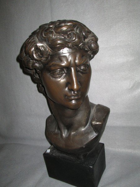 PLASTER BUST: LARGE PLASTER BUST OF MICHAEL ANGELO BY BOUNARROTI?. CHIPS. 23 1/2 INCHES X 10 1/2 INCHES.