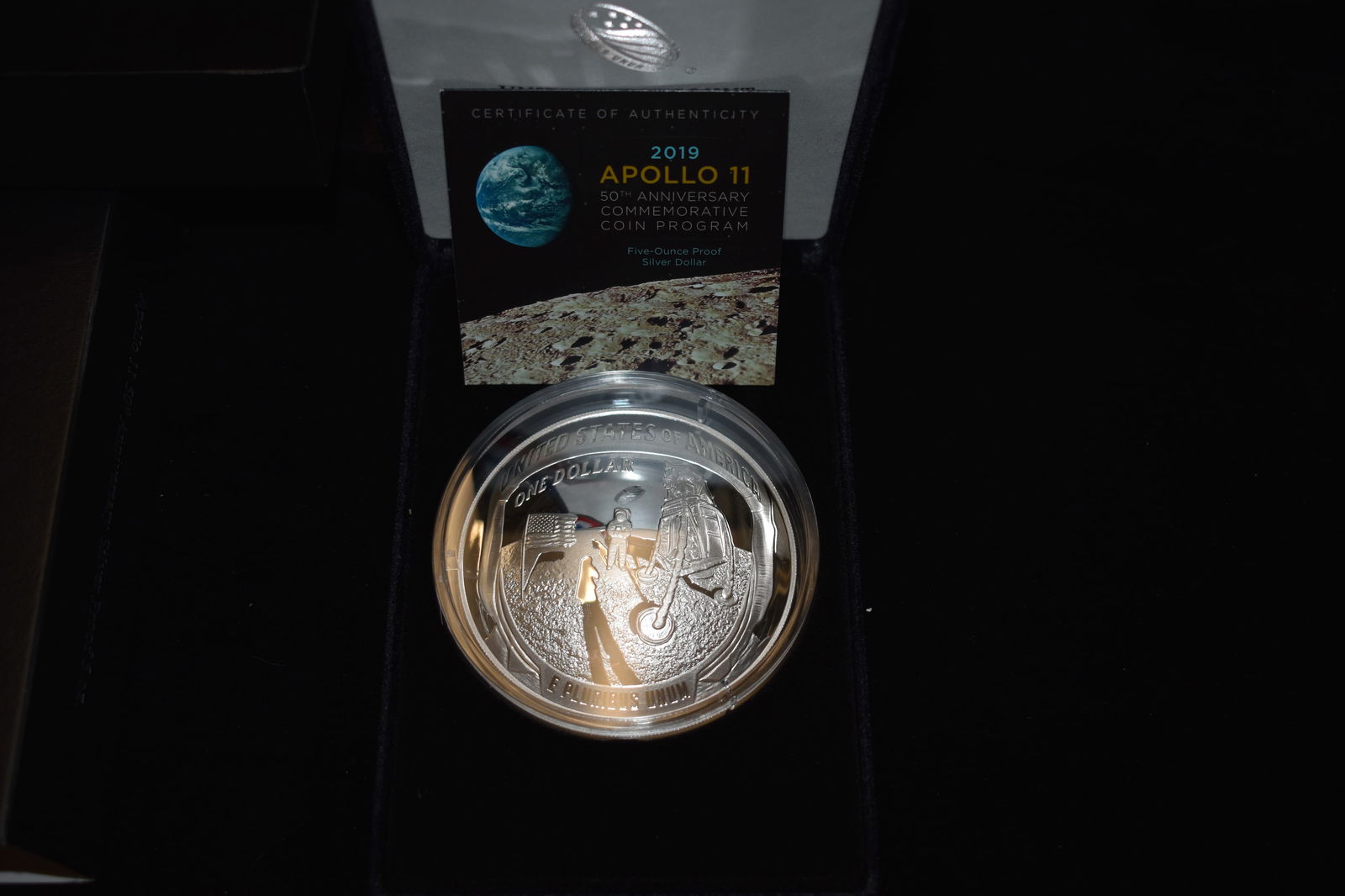 2019 Apollo 11 5OZ Silver Proof Coin (A) (1 of 5)