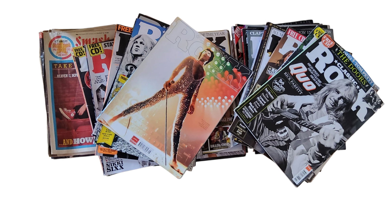 Magazines - Classic Rock magazines;   Record Collector;   Smash Hits;  etc (1 of 1)