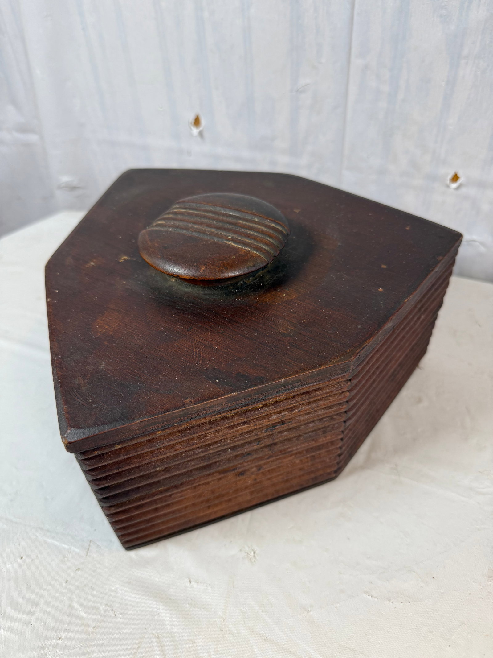 Art Deco style lidded box: Art Deco style lidded box