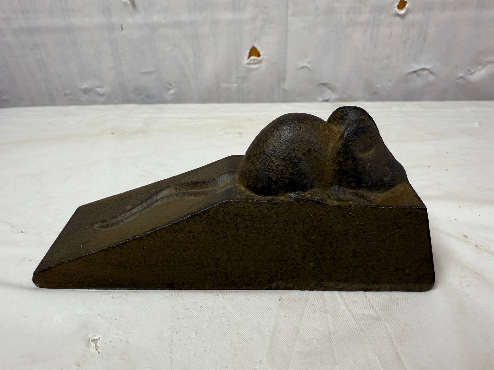 Iron mouse door stopper: Iron mouse door stopper