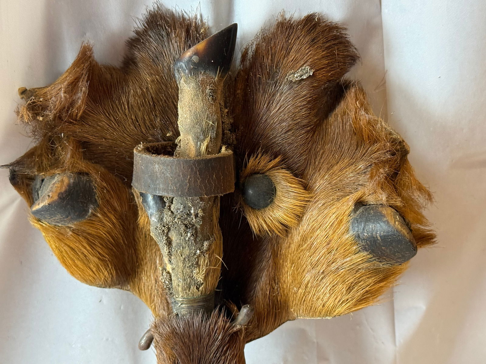 Native American Hoof Knife with Deer Hide Fur Sheath: Native American Hoof Knife with Deer Hide Fur Sheath