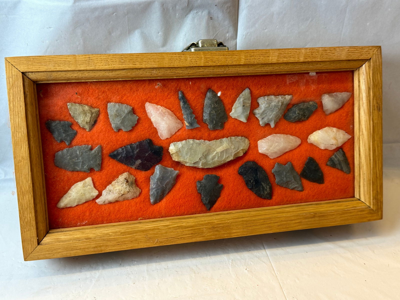 Lot of 23 Native American Arrowheads (1 of 3)