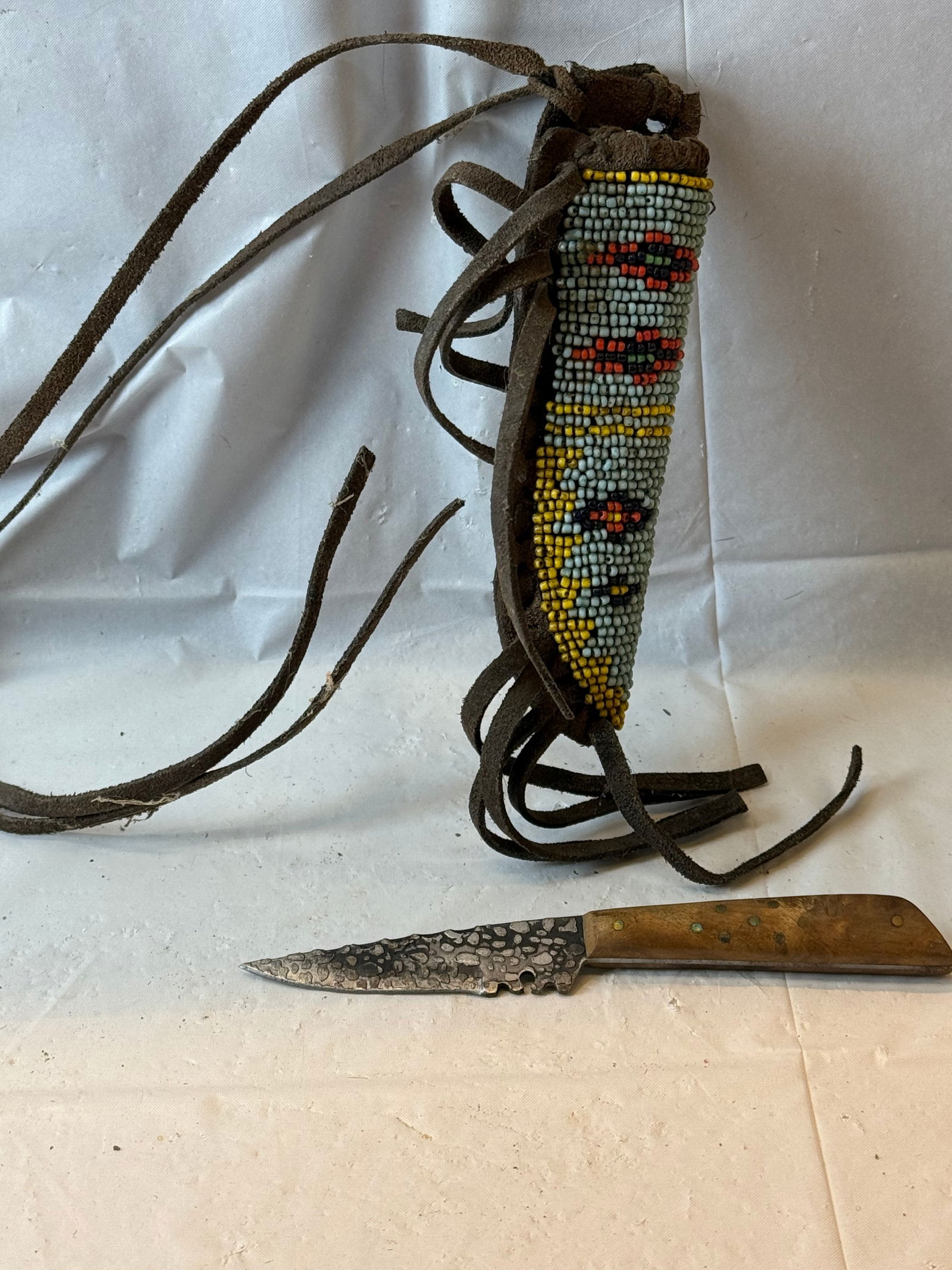 Native American Small Knife w/Beaded Sheath (1 of 2)