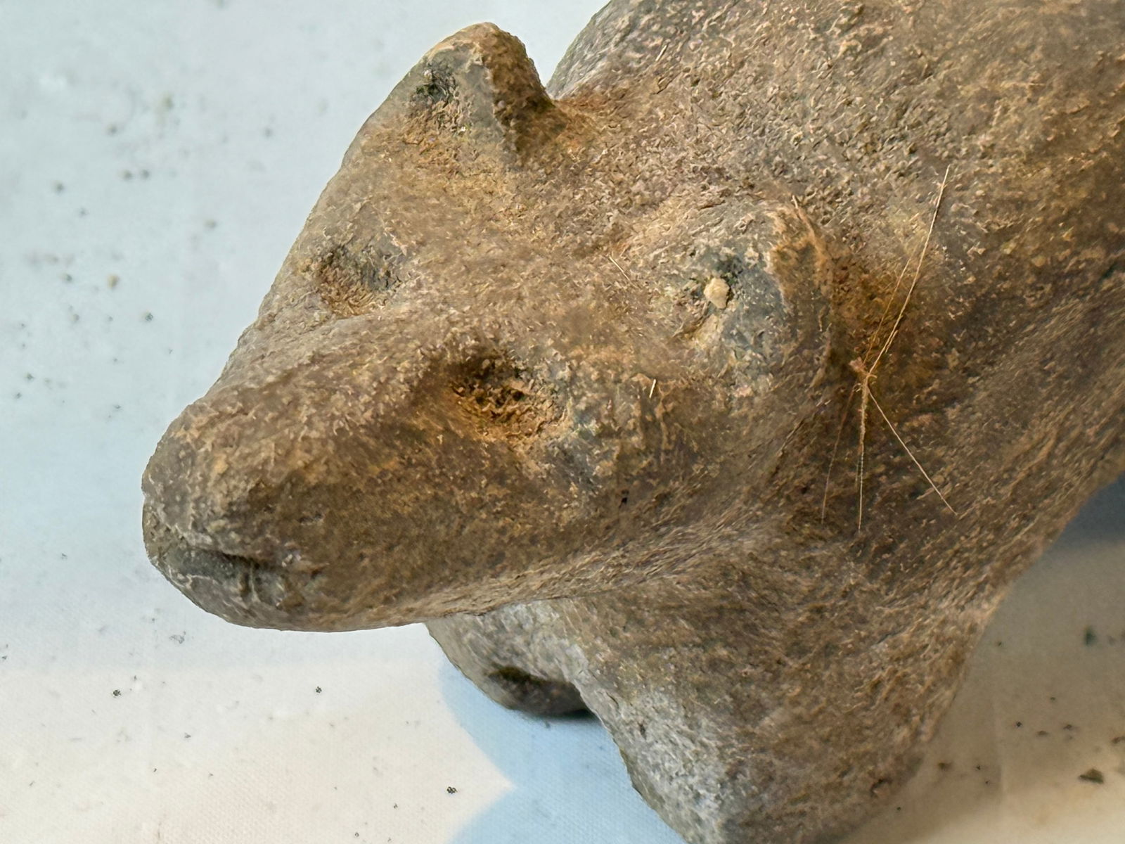 Native American Effigy Bear Pipe (1 of 2)