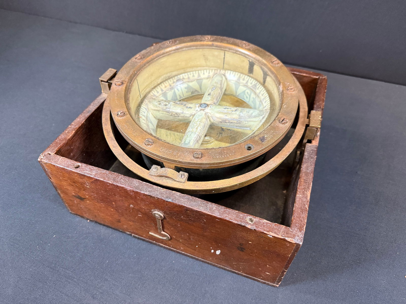 Brass Maritime 12400 Compass (1 of 8)