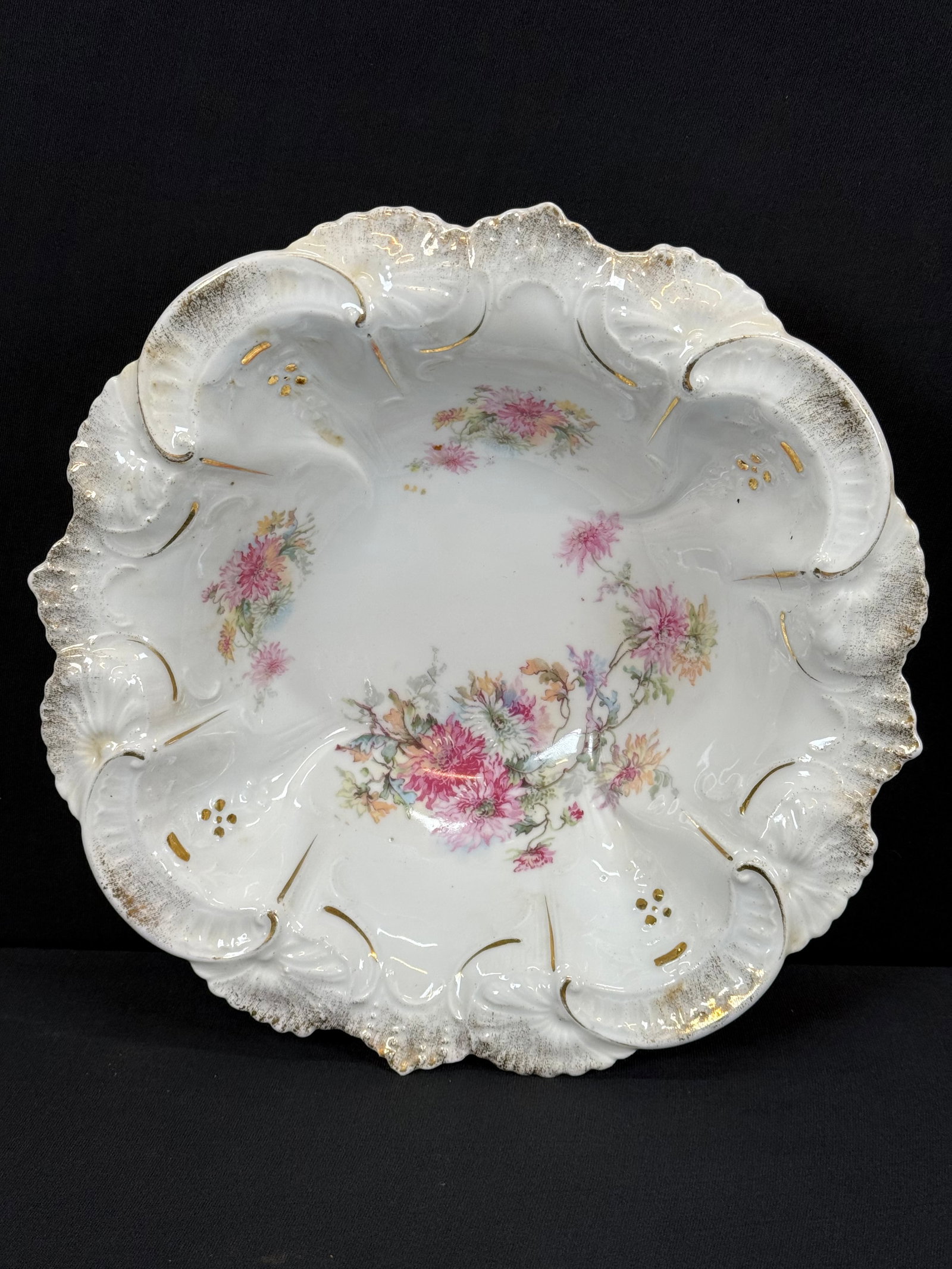 Hand Painted Porcelain Bowl: Hand Painted Porcelain Bowl