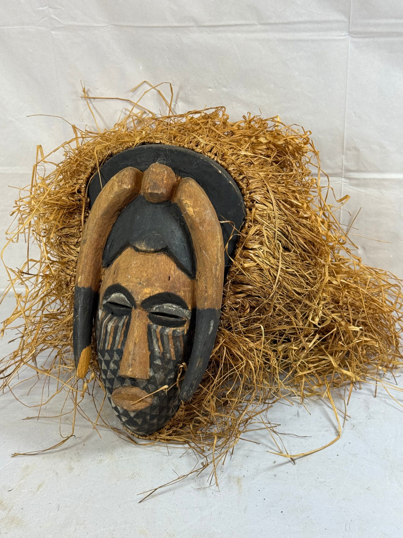 Hand Carved Wooden and Raffia Straw African Mask: Hand Carved Wooden and Raffia Straw African Mask, Hand Painted